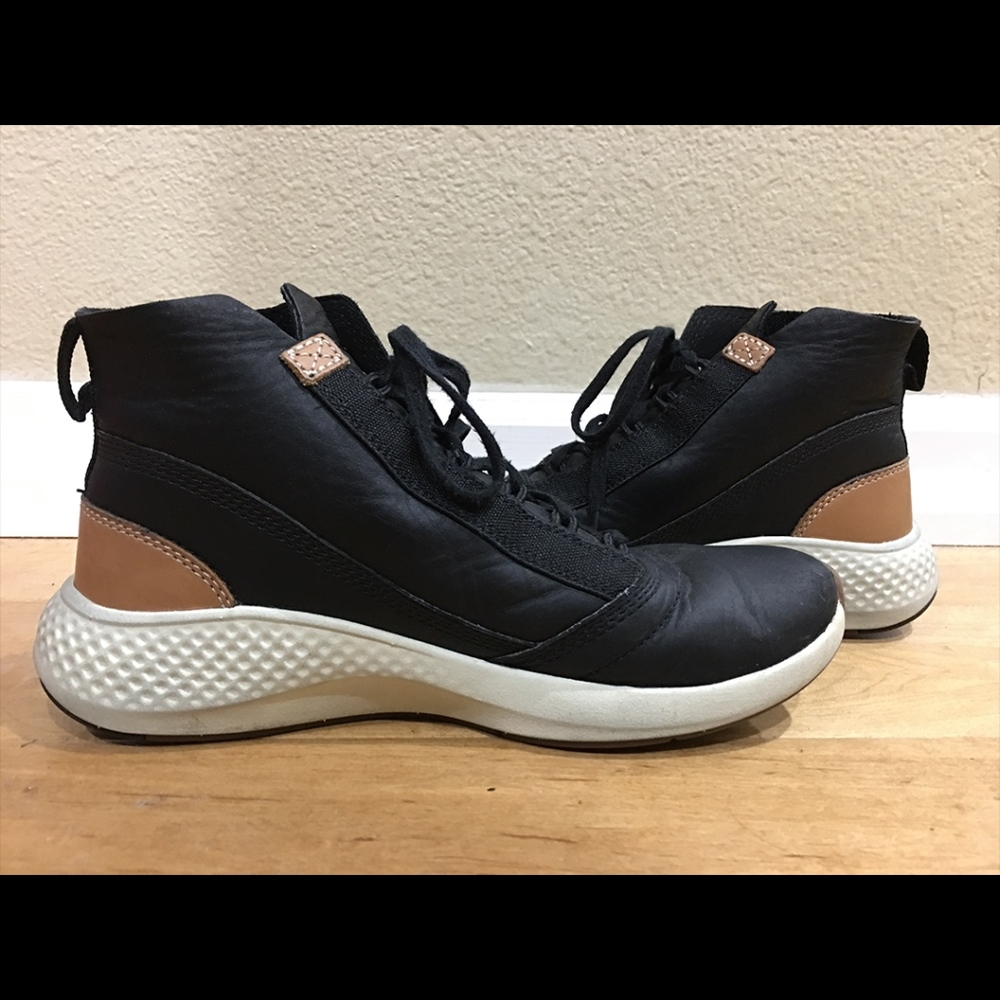 Timberland FlyRoam Go Leather Sneaker Boots
